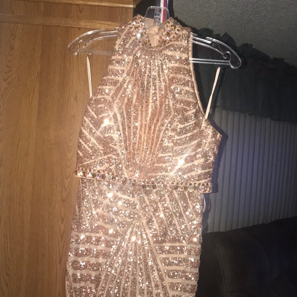 Prom Dress - Picture 2 of 7
